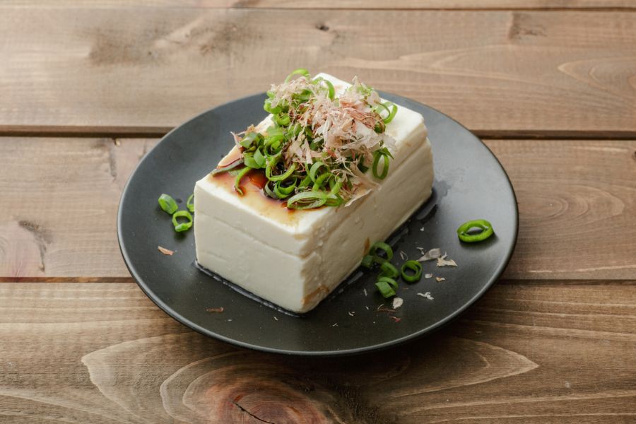 意外と知らない豆腐の食中毒リスク：危険を防ぐための具体的な方法とは？